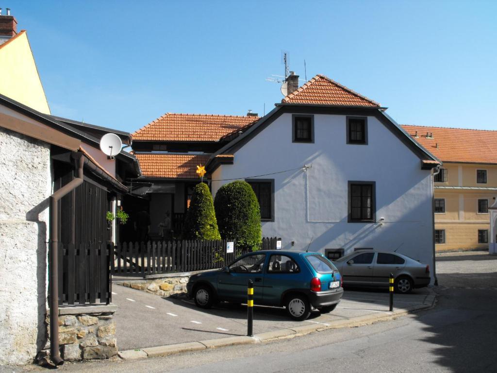 Český Krumlov Pension U Soudu מראה חיצוני תמונה